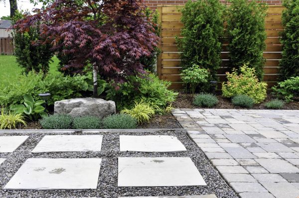 Garden Hardscaping in North Charleston